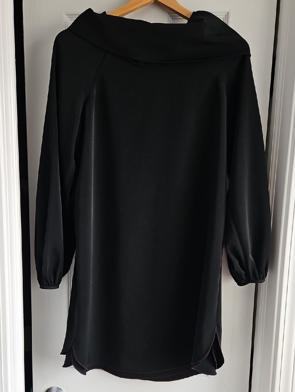 Black Women's Long Sleeve Shift Dress - Unknown Brand